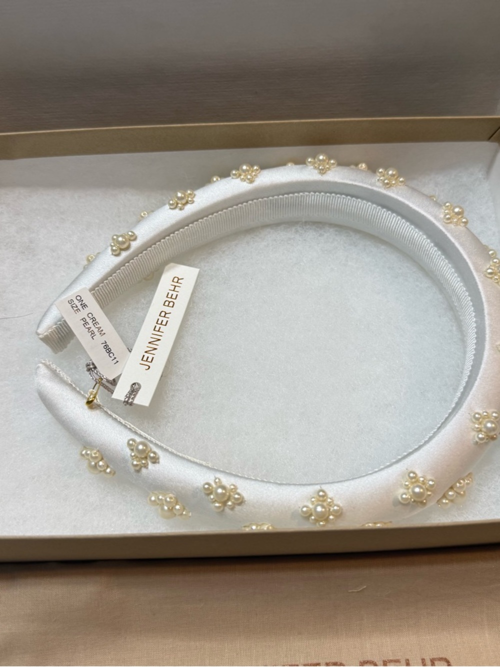 Jennifer Behr Pearl Cream Headband Nwt $326 - Picture 3 of 8